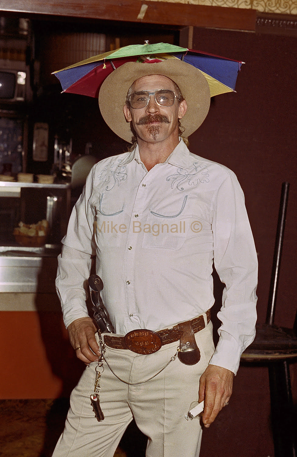 02_Norms Party_Nth_Annadale_38-BobPurtell With Umbrella For Cowboy Hat