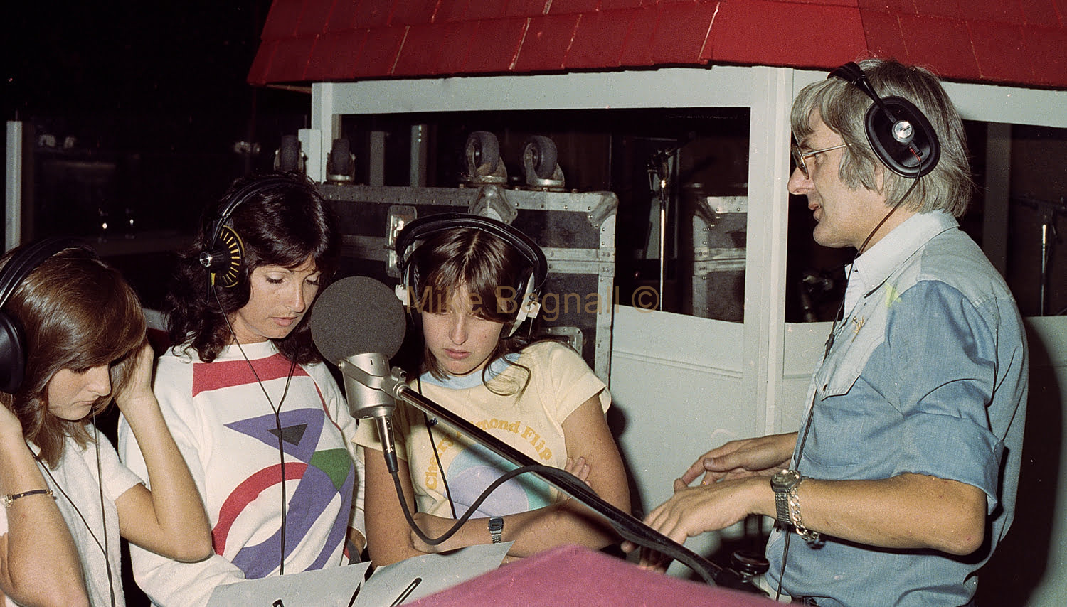 03Singo Song05 In Recording Studios ATA Glebe Sydney- Natalie Hull-Lorraines daughter- Lorraine Bird Julie Risk-Nee Purtell- Laurie Allen