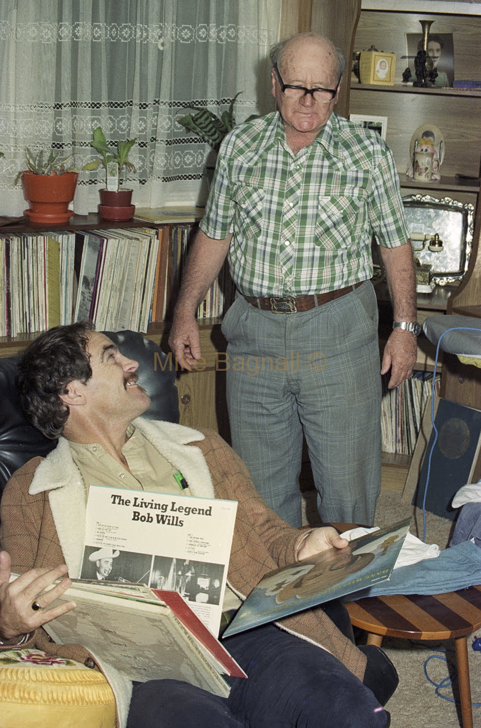 09_Alf Bridgers_Picture Record_Jazzer Smith_ 15Jazzer Working on Book of Australian Country Music