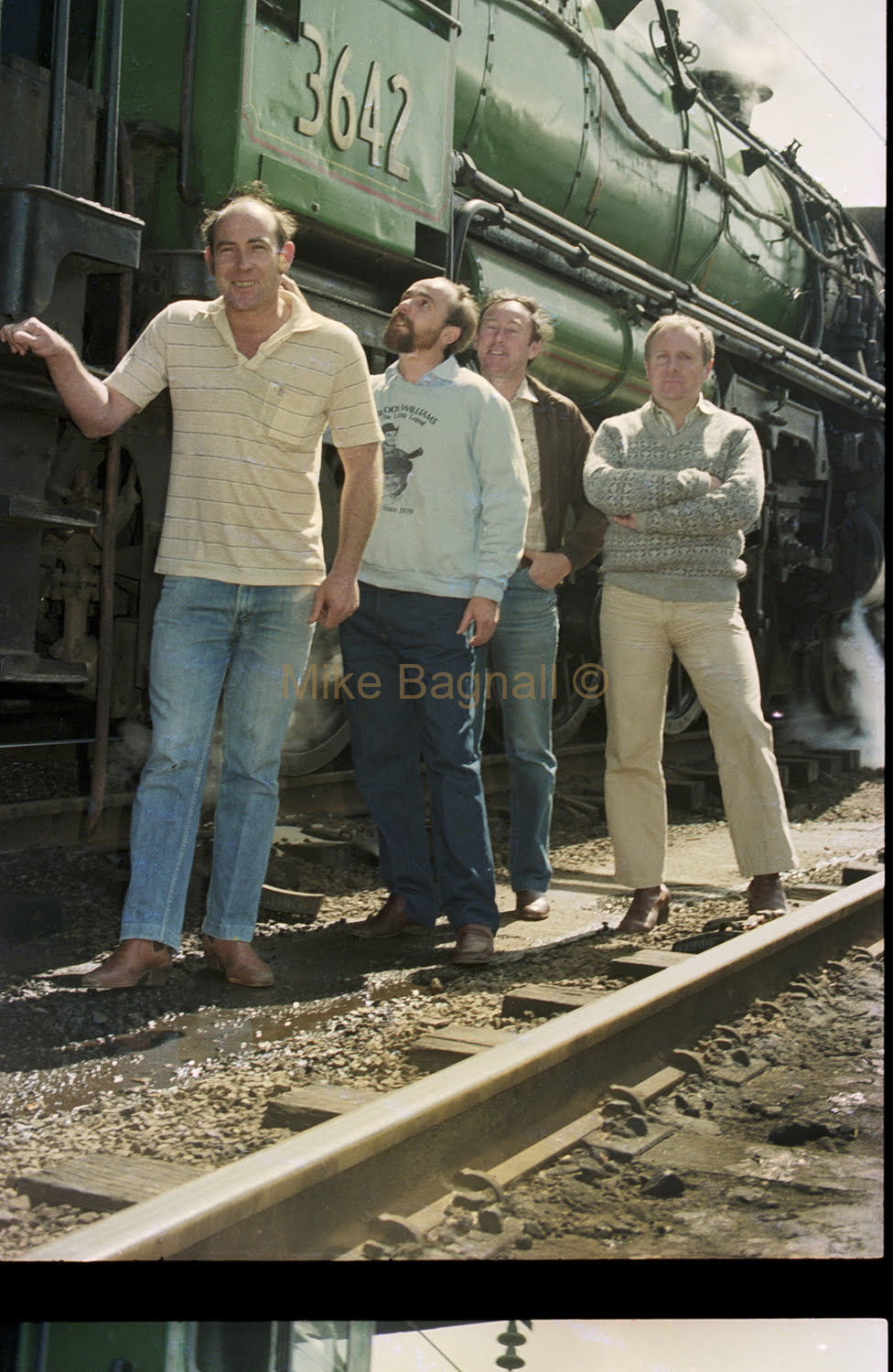 09_Steam Train Ride_2SER_14-Brian Howard Gary Coxhead UK Maurie Taylor