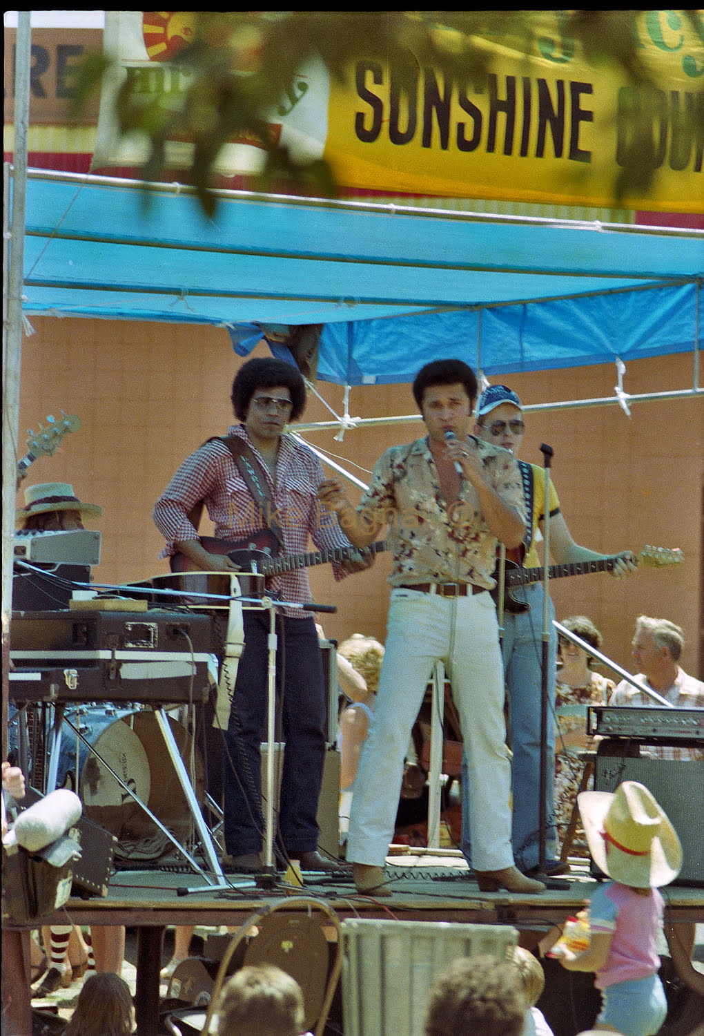 51-Ronny Pickering born in Tonga Bob Howe Yellow Shirt